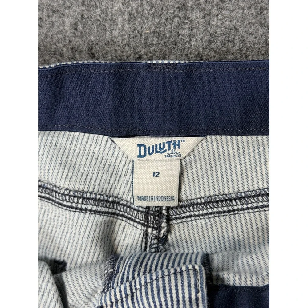 Duluth Trading Co Hickory Stripe Carpenter Shorts 12 Blue White Utility Workwear